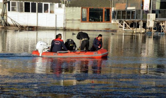 Ceyhan Nehri'ne düşen çocuğu arama çalışmaları yeniden başladı