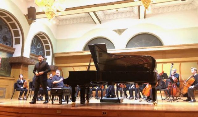 Chicago'da Cumhuriyetin 100. yılına özel konser düzenlendi