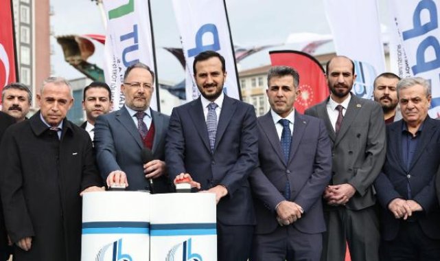 Cumhurbaşkanı Erdoğan'ın canlı bağlantısıyla Bağcılar'da Asburçaklar Sitesi'nin temeli atıldı