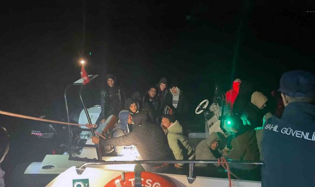 Datça'da 16 düzensiz göçmen kurtarıldı