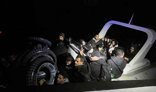 Datça'da 21 düzensiz göçmen kurtarıldı