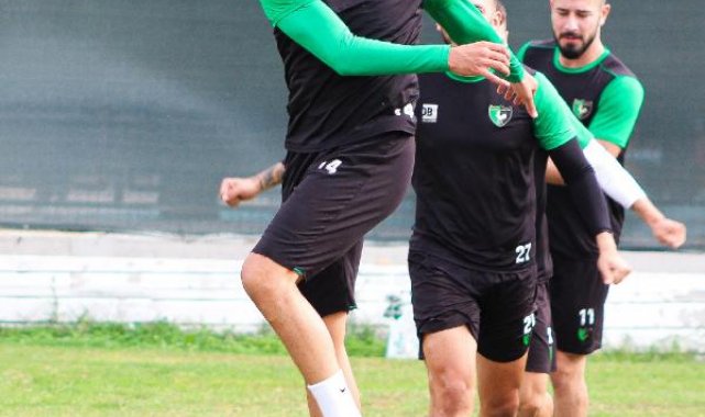 Denizlispor'da Bekir Turaç parlıyor