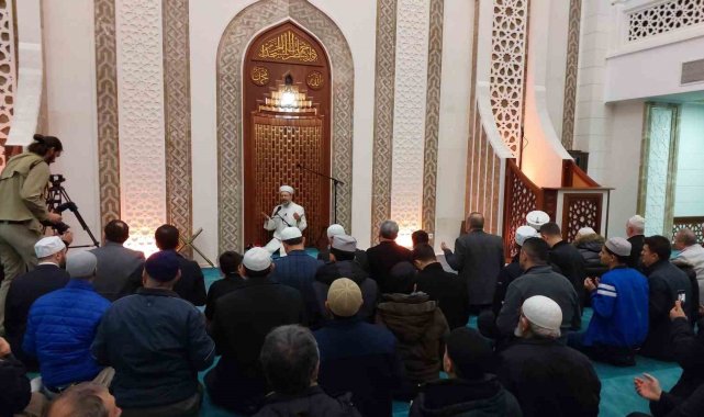 Diyanet İşleri Başkanı Ali Erbaş sabah namazında Rizeliler ile bir araya geldi