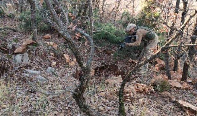 Diyarbakır'da terör operasyonu; 427 kilo esrar ve mühimmat ele geçirildi