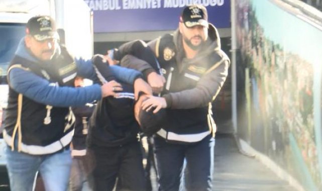Ece Ronay ile birlikte 6 şüpheli sağlık kontrolüne götürüldü-2