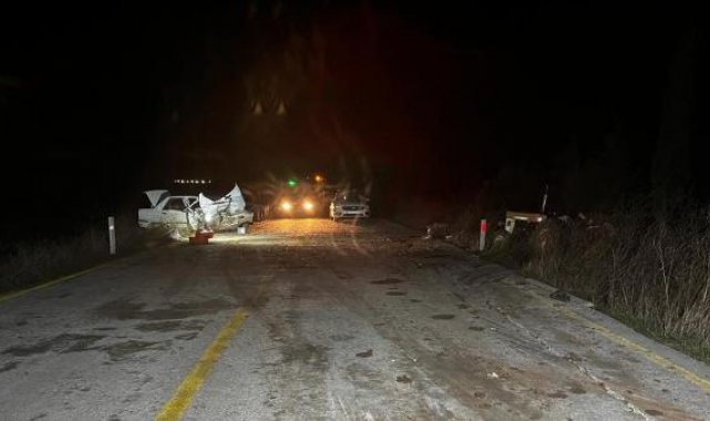 Edirne'de otomobil ile traktör çarpıştı: 1 ölü, 1 yaralı