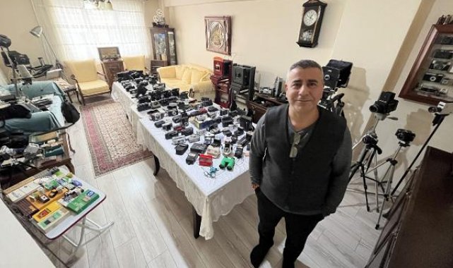 Emekli makinist, 43 yıllık fotoğrafçılık tutkusunu evinde 1000 parçalık koleksiyona dönüştürdü