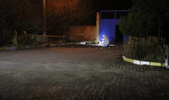 Eşi ve 3 yakınını öldüren koca: Minibüsün camlarını yumruklayınca ateş ettim