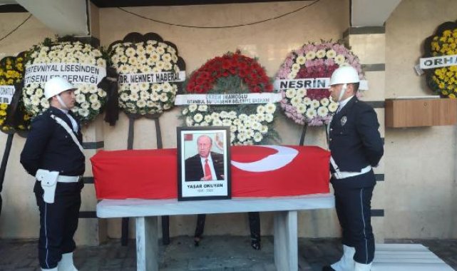 Eski Bakan Yaşar Okuyan, Yalova'da toprağa verildi