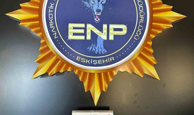 Eskişehir polisi 102,94 gram uyuşturucu madde ele geçirdi, 4 şüpheliyi yakaladı