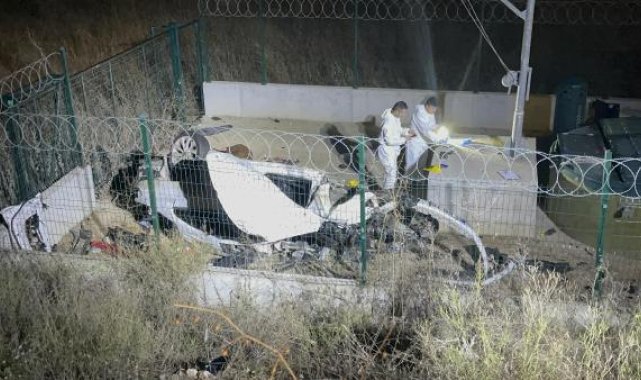 Eskişehir'de kayıp olarak aranan 2 genç, otomobille yaptıkları kazada öldü