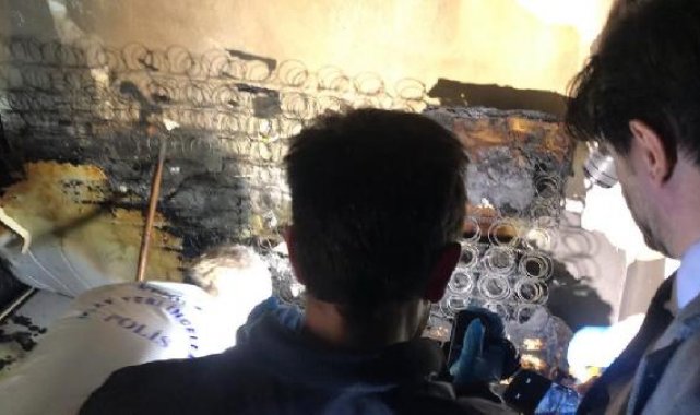 Evindeki yangında hayatını kaybetti