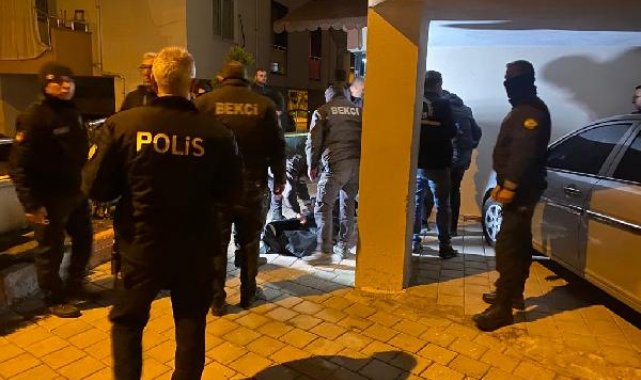 Evinin önünde uğradığı silahlı saldırıda hayatını kaybetti
