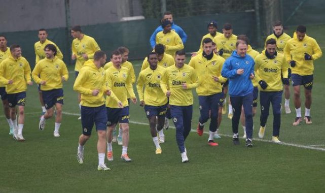 Fenerbahçe, Beşiktaş deplasmanından lider dönmeyi hedefliyor