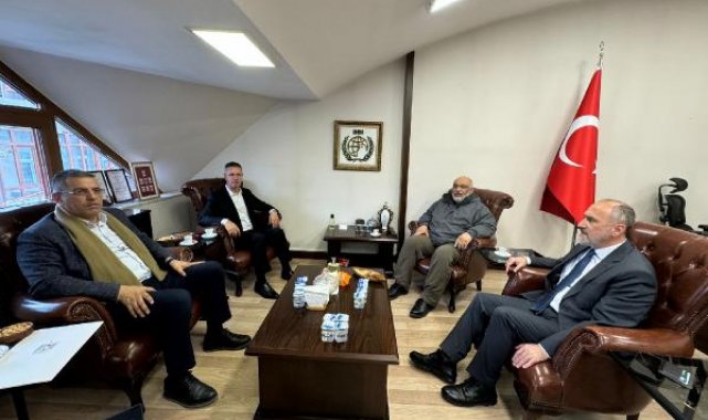 Filistin'in Ankara Büyükelçisi Mustafa, İHH'yı ziyaret etti