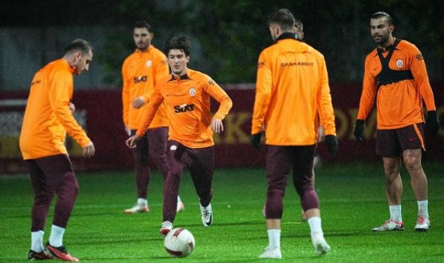 Galatasaray, Adana Demirspor maçının hazırlıklarını tamamladı