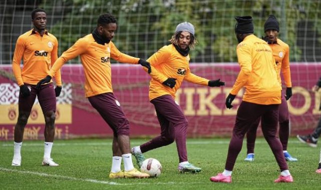 Galatasaray, savunma ve hücum çalıştı