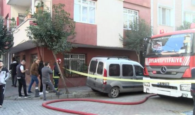 Güngören'de kumaş deposunda yangın