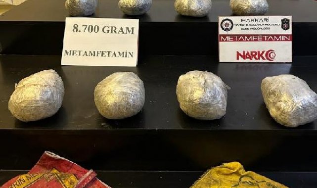 Hakkari'de yol kontrolünde 8 kilo 700 gram metamfetamin ele geçirildi, 1 gözaltı
