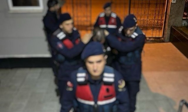 Hakkında 22 ayrı suçtan aranması bulunan şahıs yakayı ele verdi