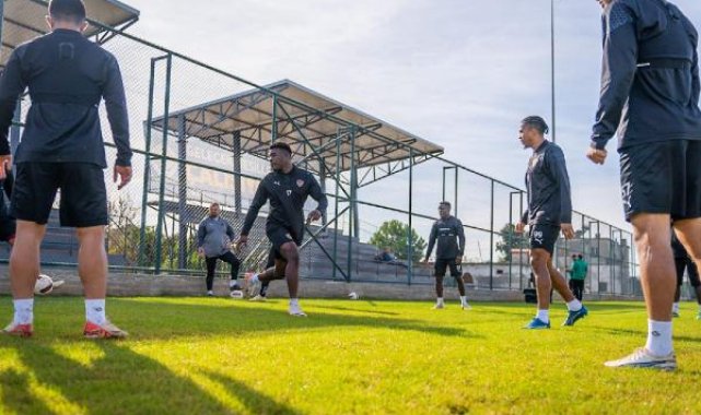 Hatayspor kupa mesaisini sürdürüyor