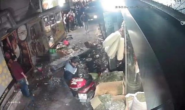 Hava almak için çıktığı 7'nci kattaki balkon çökünce öldü; olay anı kamerada