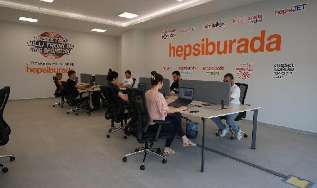 Hepsiburada 'Deprem Bölgesine Ticaret ve Teknoloji Gücü' programının 9 aylık sonuçlarını paylaştı