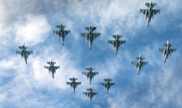 Hollanda Savunma Bakanlığı: Ukrayna'ya 18 F-16 uçağı göndereceğiz