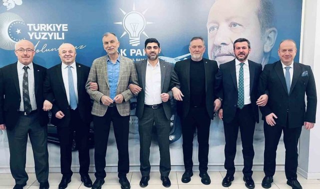 İl Başkanı Salt aday adayları ile bir araya geldi