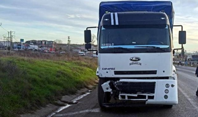 Işık ihlali yapan kamyon, otomobile çarptı: 1 ölü, 2 yaralı