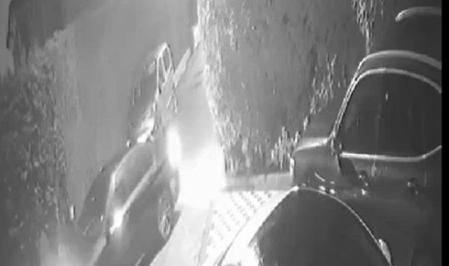 İstanbul'da çalınan otomobille Kocaeli'de 2 milyon liralık hırsızlık