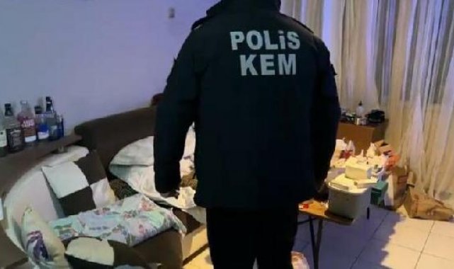 İzmir merkezli 'Vurgun' operasyonu: 8 gözaltı