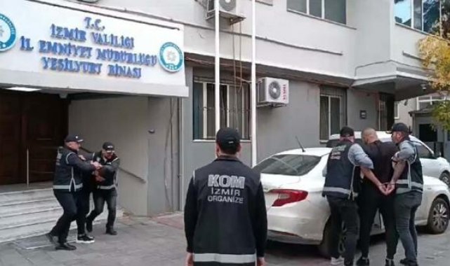 İzmir'de restorandaki silahlı kavganın şüphelileri adliyede