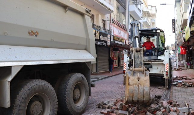 İzmit Belediyesi, Akça Cami Caddesini öz kaynaklarıyla yeniliyor