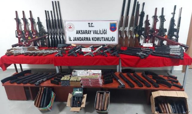 Jandarmanın baskın yaptığı evde cephanelik çıktı