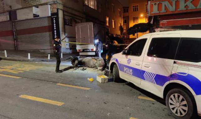 Kağıthane'de silahlı saldırı; şüpheli motosikletini bırakıp kaçtı