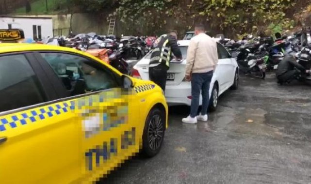 Kaldırımdan ilerleyip yayadan tepki alan taksiciye para cezası