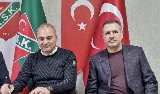 Karşıyaka'da Ergüllü futbola el attı