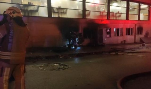Kartal'da iş yerinde çıkan yangın büyümeden söndürüldü