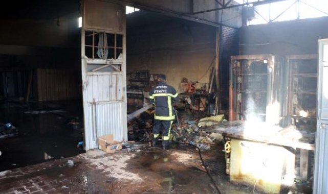 Kayseri'de çelik kapı imalathanesinde yangın