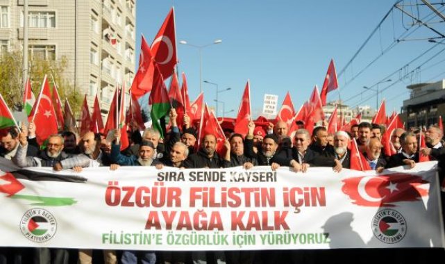 Kayseri'de Filistin'e destek yürüyüşü ve şehitleri anma programı