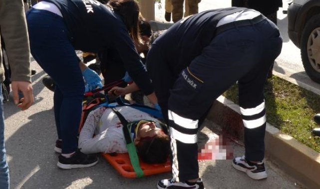 Kazada karşı şeride savrulup, kamyonun altında kalan motosikletli hayatını kaybetti