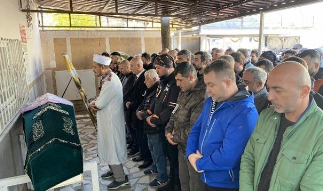 Kazada ölen kurye Zeynep, son yolculuğuna uğurlandı