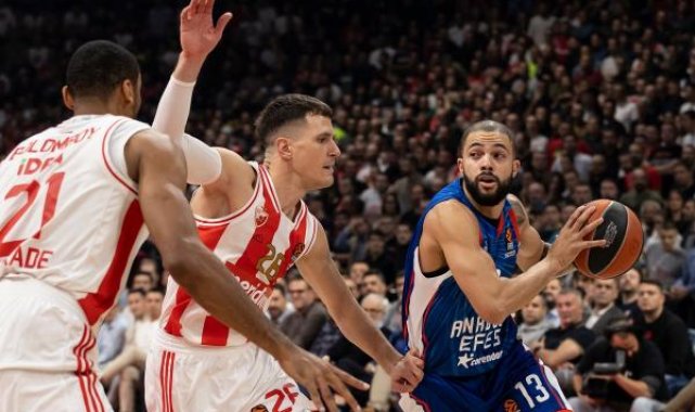 Kızılyıldız - Anadolu Efes: 97-83