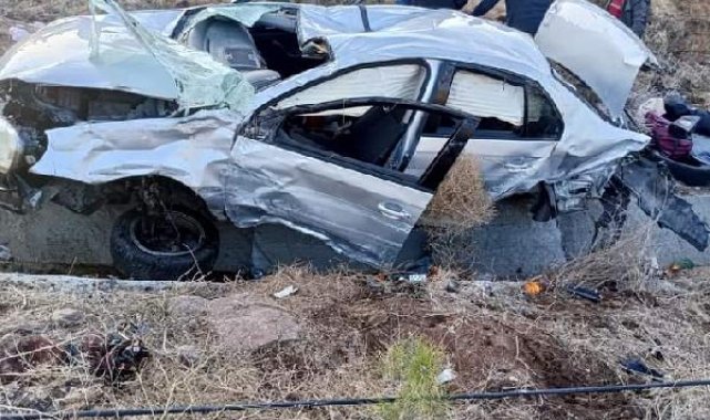 Kızının düğününden dönerken kazada yaşamını yitirdi, 4 yaralı