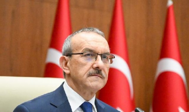 Kocaeli Valisi: Bu ülkede makam sahibi olmak istiyorsanız, önce ay yıldızlı al bayrağı tanıyacaksınız