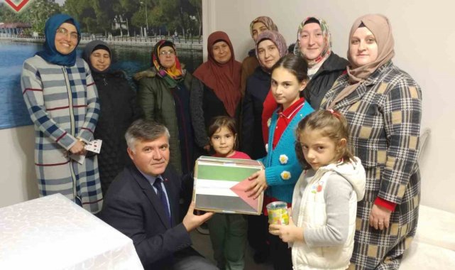 Köyceğiz'de minik öğrencilerden kocaman yardım