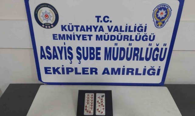 Kütahya'da 185 şahıs 41 araç ve 17 ticari taksinin sorgusu, GBT kontrolü ve denetimi yapıldı
