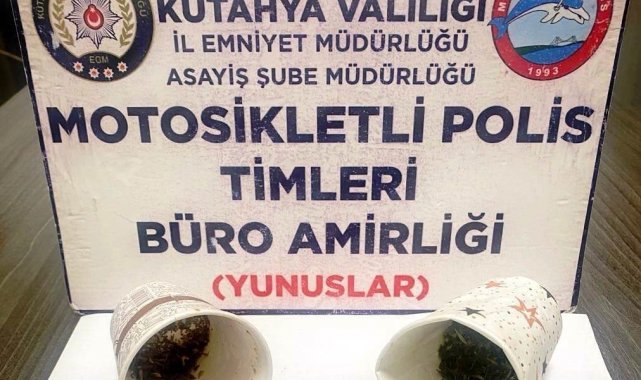 Kütahya'da aracında uyuşturucu bulunan aranan şahıs Yunus Timlerinden kaçamadı