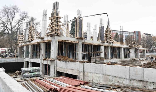 Kütahya'da Kütüphane ve Kültür Merkezi yükselmeye başladı